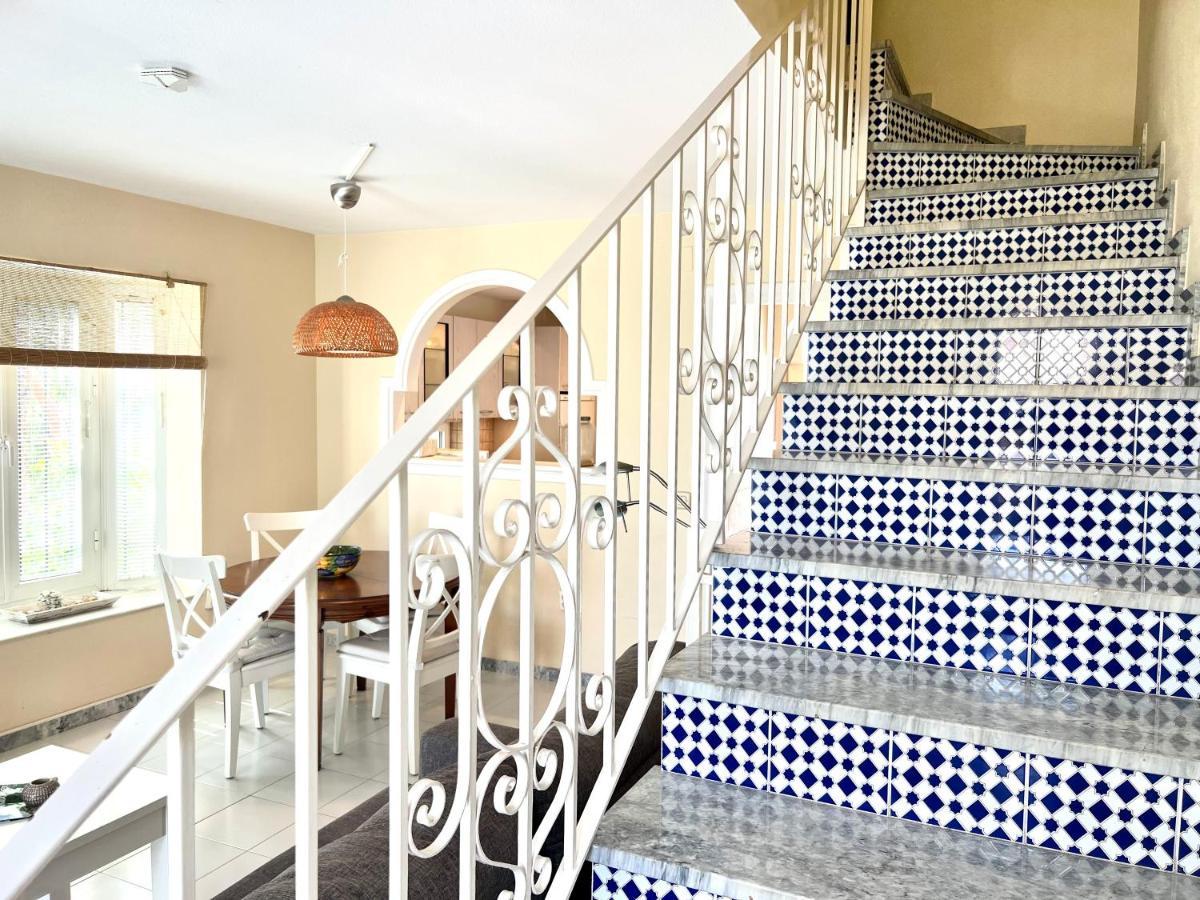 Fabulous Vacation In A 2 Bedroom Townhouse With 2 Terraces Overlooking The Sea, Suitable For 6 People 3 Swimming Pools Tennis And 200 Mts From The Sea El Faro Ngoại thất bức ảnh