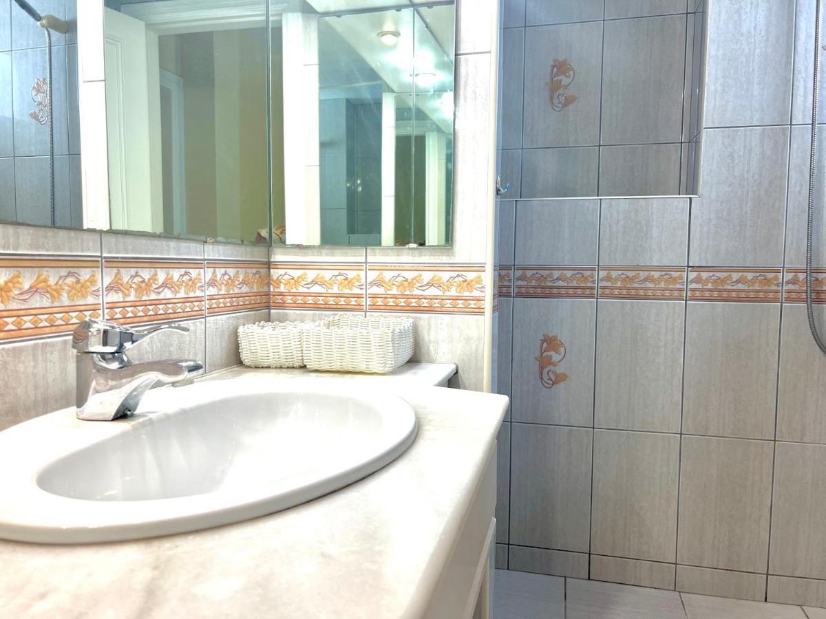 Fabulous Vacation In A 2 Bedroom Townhouse With 2 Terraces Overlooking The Sea, Suitable For 6 People 3 Swimming Pools Tennis And 200 Mts From The Sea El Faro Ngoại thất bức ảnh