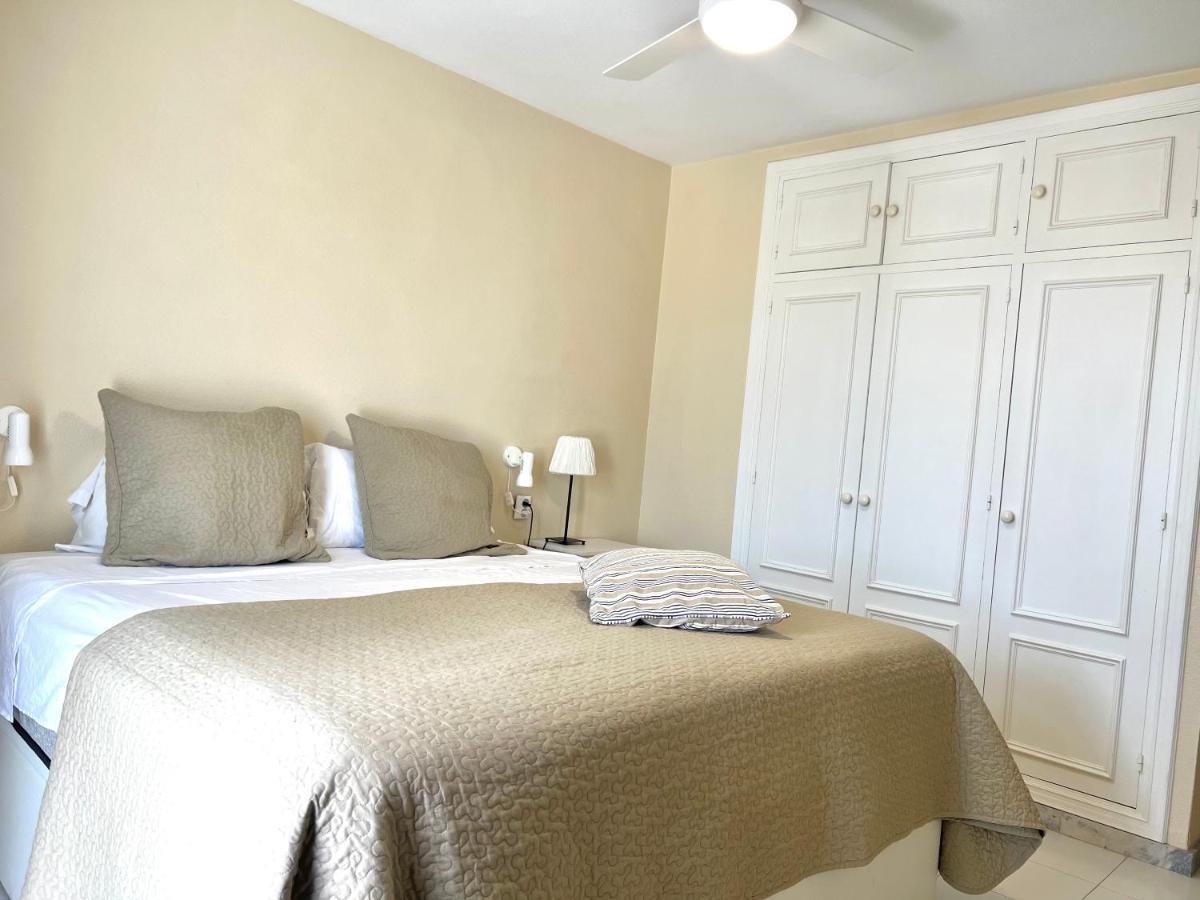 Fabulous Vacation In A 2 Bedroom Townhouse With 2 Terraces Overlooking The Sea, Suitable For 6 People 3 Swimming Pools Tennis And 200 Mts From The Sea El Faro Ngoại thất bức ảnh
