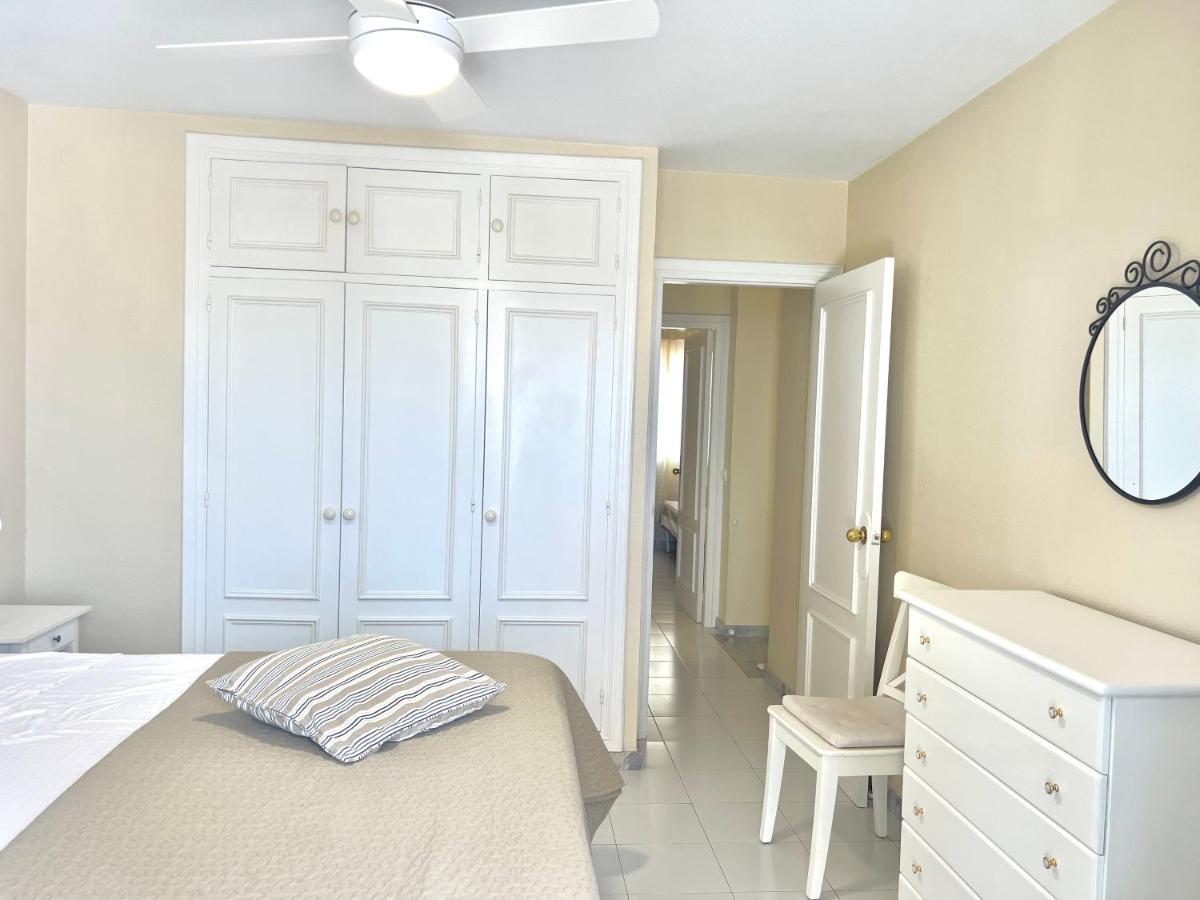 Fabulous Vacation In A 2 Bedroom Townhouse With 2 Terraces Overlooking The Sea, Suitable For 6 People 3 Swimming Pools Tennis And 200 Mts From The Sea El Faro Ngoại thất bức ảnh